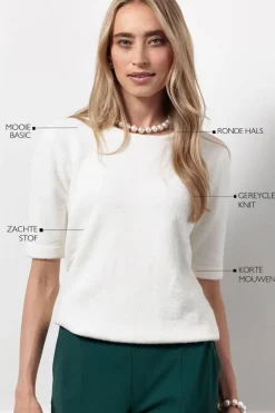 Truien><noscript><img width=