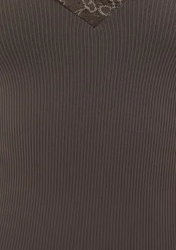 Shirts><noscript><img width=