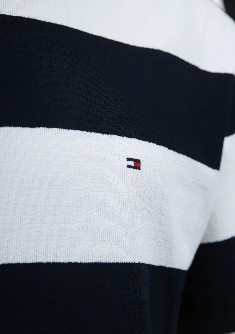 T-Shirts>TOMMY HILFIGER TSHIRT Blauw