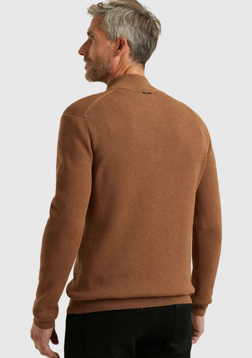 Truien>VANGUARD TRUI Bruin