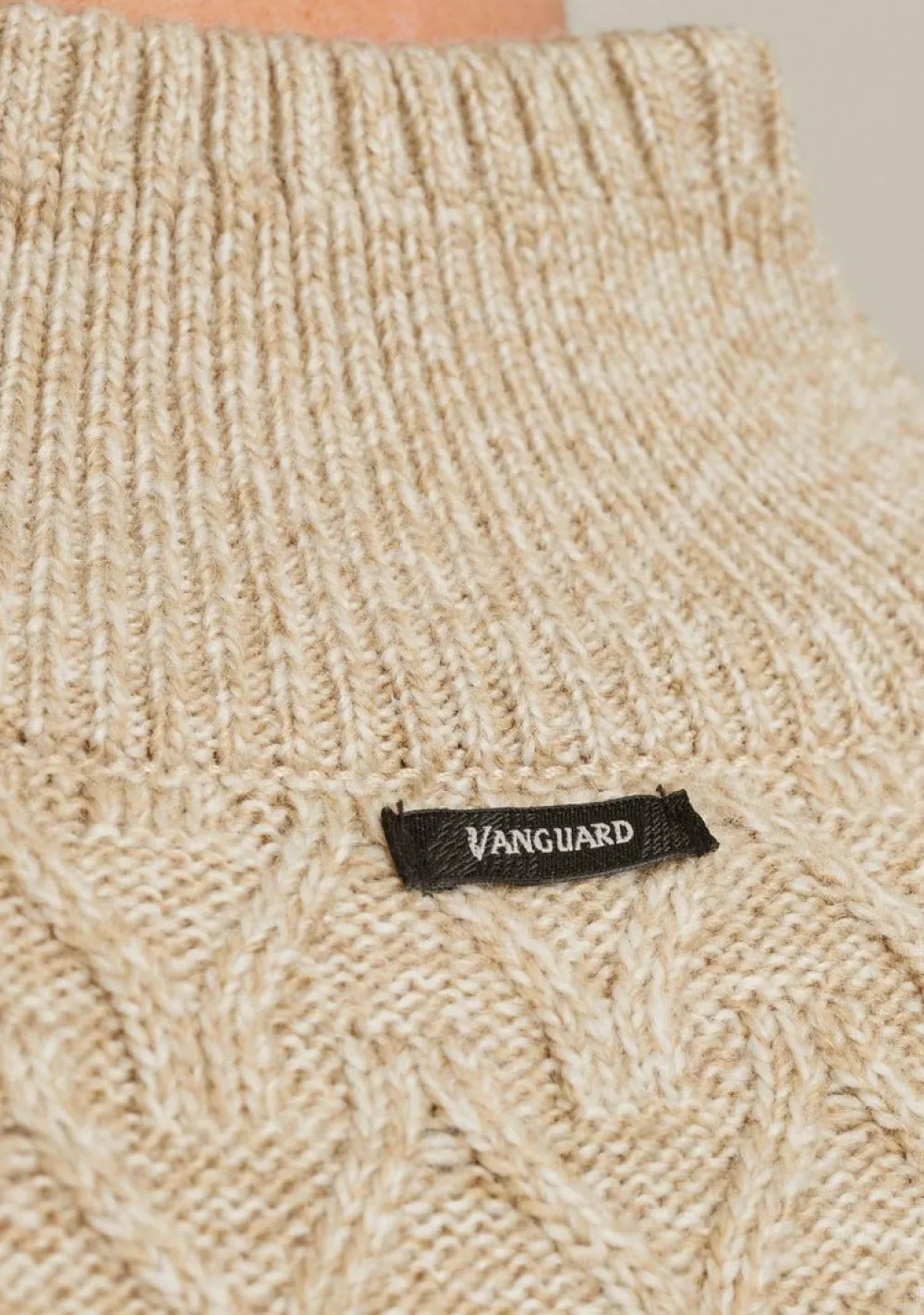 Truien>VANGUARD TRUI Beige
