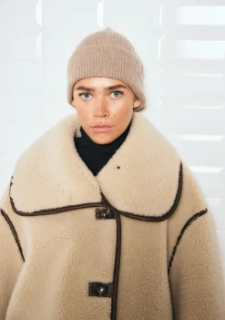 Accessoires>WITH BLACK MUTS