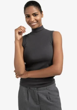 Shirts><noscript><img width=